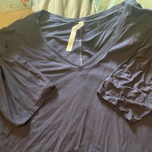 Lululemon top